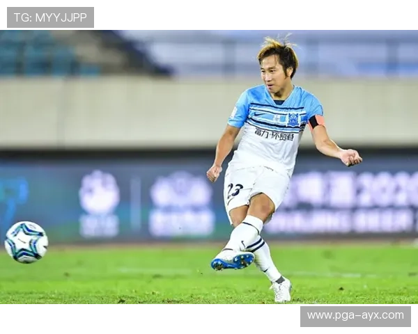 深圳队俱乐部生涯回顾:从中超到中甲的老将足球路