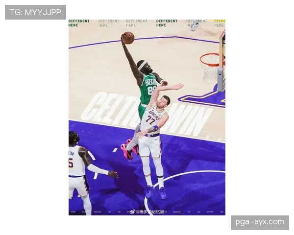 杰伦·布朗利用突破助攻转换提升关键时刻得分效率